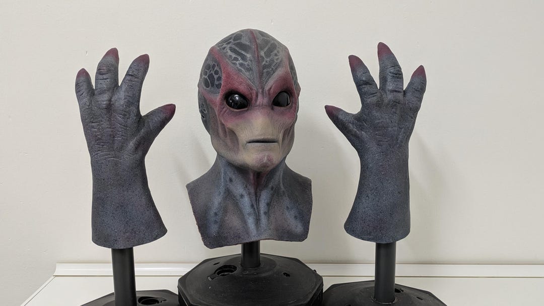 Latex Alien Mask With Hands for Cosplay – Based on the Character Harry ...