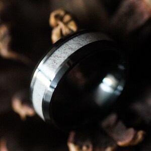 Black Ceramic Ring with Deer Antler - Men&#39;s Wedding Band