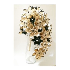 Cascading Bouquet- Paper Bouquet, one of a kind origami, Bridal bouquet, kusudama, paper roses and lilies, your color scheme