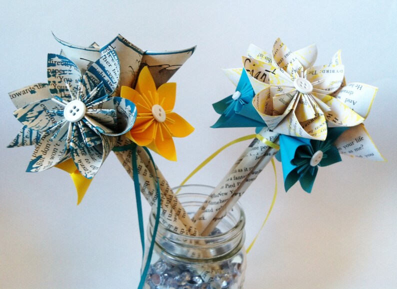 Petit Paper Bouquet Wedding Centerpieces Set of 10, handmade, made to order, Roald Dahl, origami image 3