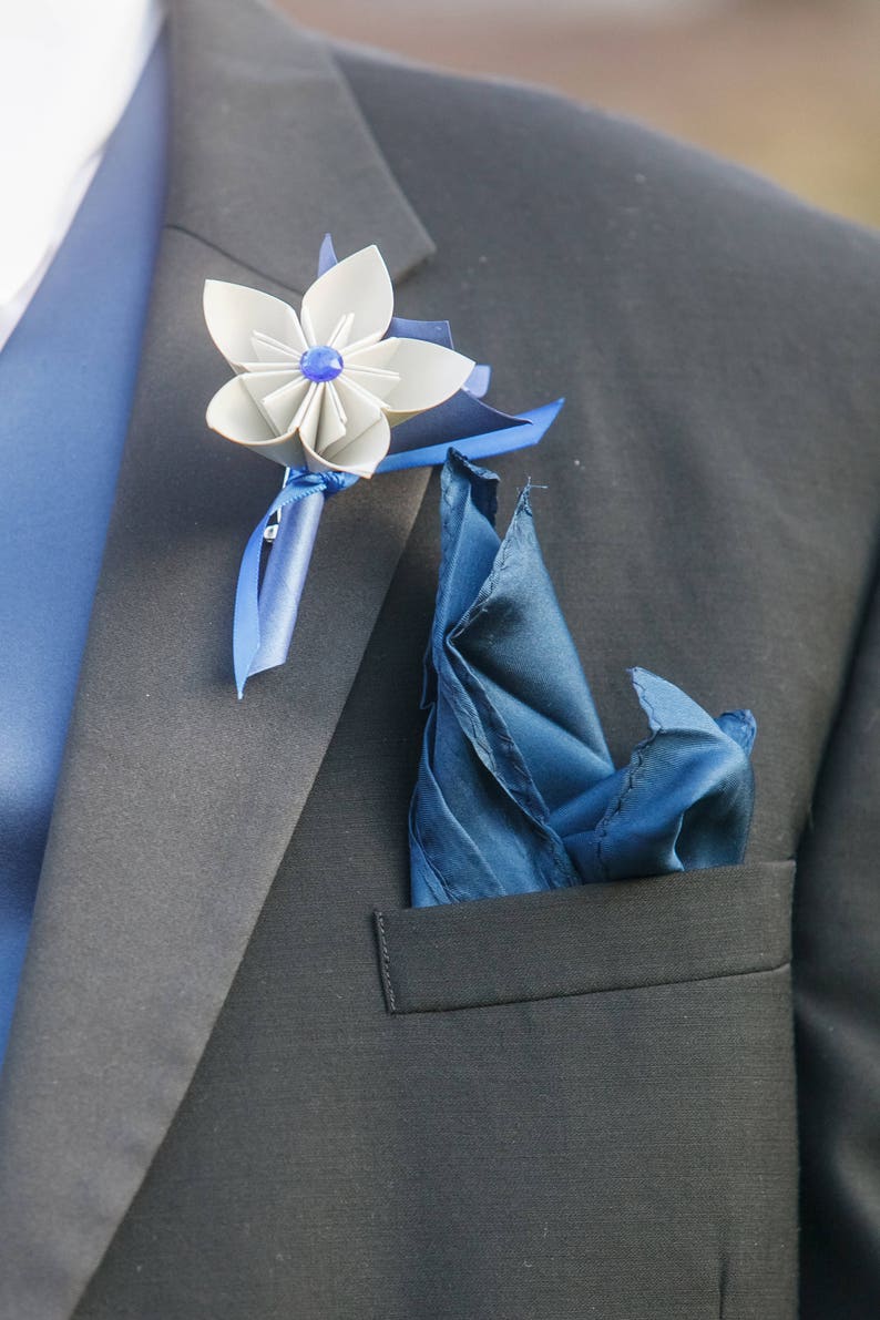 Handmade Single Flower Boutonniere prom, groom, groomsman, best man, paper flower, pin, wedding accessory image 6