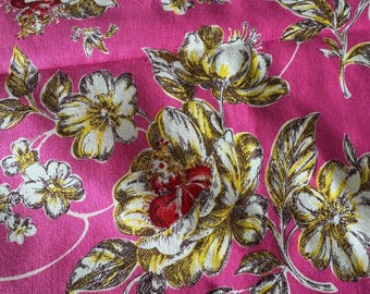 Rare Japanese Floral Cotton Fabric, Thumbelina Sketch, Fuchsia Pink (Fat Quarter)