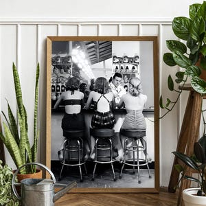 Women Drinking Cocktails Wall Art, Bar Cart Print, Black and White Poster, Three Friends Vintage Decor, Alcohol Photograph, Digital Print