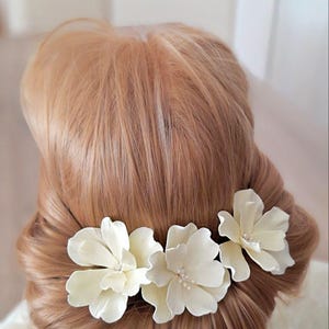 Ivory Flower Hair Pins: Handmade Polymer Clay Bridal Hair Accessories
