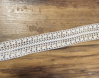 1" vintage crochet ivory lace sold by the yard