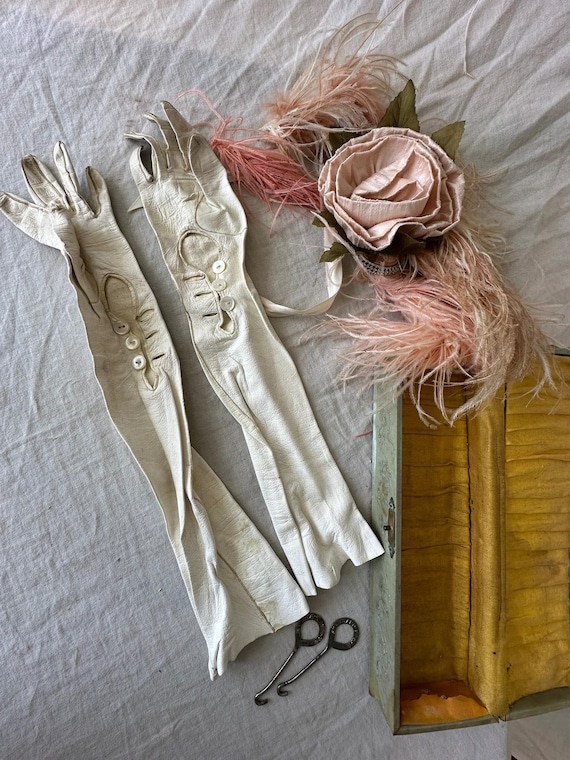 Antique Box With Gloves - image 3