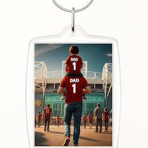 Personalised Father & Son Keyring Keychain – Custom Names – Manchester United – Football Gift for Dad, Birthday or Fathers Day - Man Utd