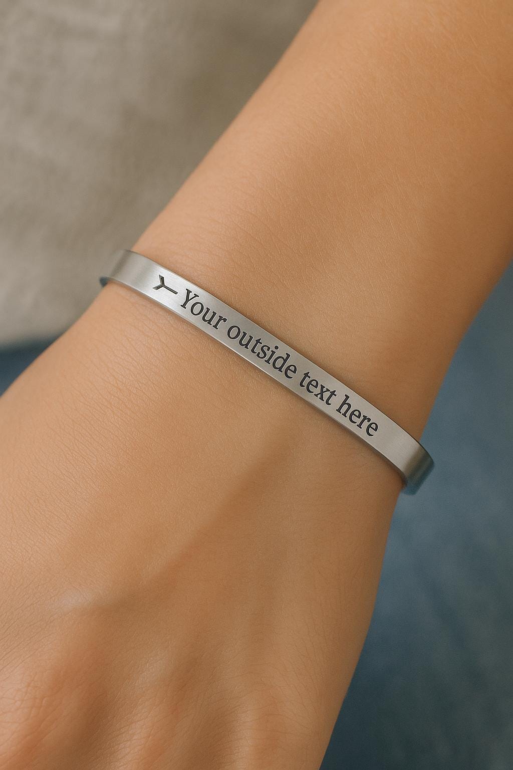 Bracelet Gravé Sur-Mesure en Acier Inoxydable Argenté