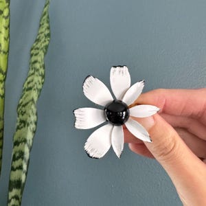 Vintage Original by Robert Enamel Flower Brooch - White / Black Flower - Mod Floral Pin