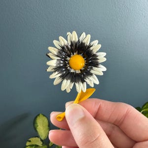 Vintage Enamel Flower Brooch - Black, White, Yellow - Mod Floral 60s Pin