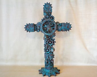 Forged by Faith – Handcrafted Gear Cross with Aged Bronze Patina | Christian Industrial Wall Art