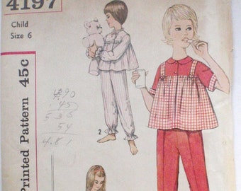 Simplicity 4197: naaipatroon meisjes, maat 6 voor nachtjapon en pyjama, borst: 24 inch