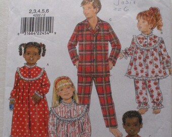 Childrens Easy Sewing Pattern - Boys and Girls Nightgown and Pajamas - Butterick 4222 - Sizes 2-3-4-5-6, Breast 21 - 25