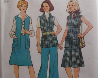 Simplicity 6105 - 1970s Vest, Skirt and Flared Pants Sewing Pattern - Size 12, Bust 34 - Uncut