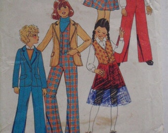 SALE - Girls Suit Sewing Pattern - Unlined Jacket, Lined Vest, Pants and Skirt - Simplicity 7606 - Size 7, Breast 26