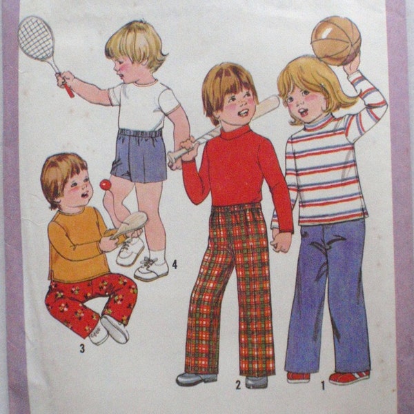 Simplicity 8213 - Toddlers Stretch Knit Pullover Tops, Pants and Shorts Sewing Pattern  - Size 3, Breast 22 - Uncut