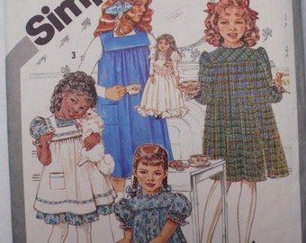 SALE - Little Girls Cinderella Pullover Dress and Pinafore or Jumper Sewing Pattern - Simplicity 5154 - Size 3, Breast 22