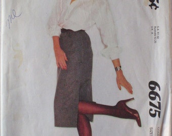 SALE - McCalls 6675 - Side Buttoned Skirt Sewing Pattern - Sizes 8-10-12, Waist 24-25-26 1/2