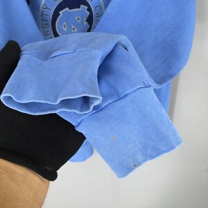 Vintage University of North Carolina blå tröja XL UNC Tar Heels stavade logotyp tröja North Carolina Tar Heels NCAA Crewneck XL bild 5