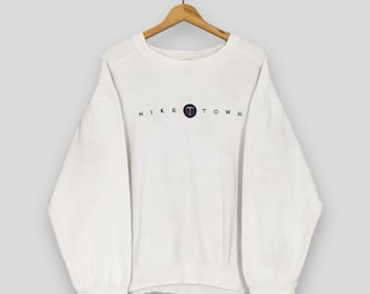 Vintage 90s Nike Town Swoosh Sweatshirt Medium Nike Town Embroidery Logo Sweater Nike Just Do It Jumper Nike Swoosh Boxy Crewneck Size M