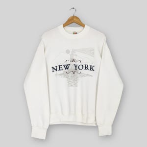 Vintage 90s New York City White Sweatshirt Medium New York Lighthouses Graphics Sweater New York Jumper New York USA Crewneck Size M
