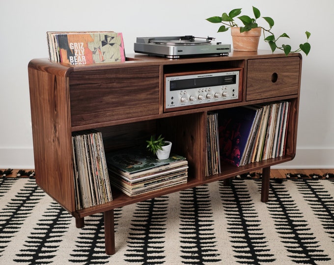 Flynn Vinyl Console