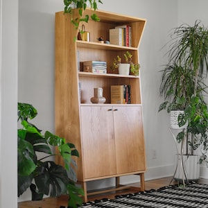 Morgan Modern Bookshelf