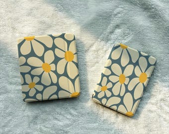 Funda para Kindle con estampado floral de margaritas, cubierta magnética desmontable y parte trasera transparente, funda para Kobo Clara Libra, regalo retro para amantes de los libros electrónicos.
