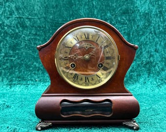 Warmink Wuba Table Clock - Etsy