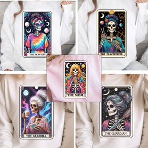 Pack de cartes de tarot à collectionner (au format PNG), motif squelette sublimé (au format PNG), t-shirt de tarot (au format PNG), ensemble de cartes de tarot à collectionner (au format PNG), soldes pour la fête des Mères.