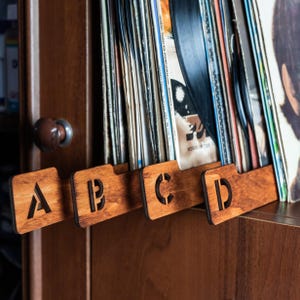 Separadores de discos de vinilo, separadores de libros, separadores de discos alfabéticos, separador de discos, separadores de LP, separadores de discos de madera, separadores de álbumes