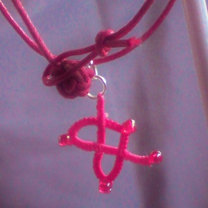Celtic tatted lace necklace Knot My Heart image 2