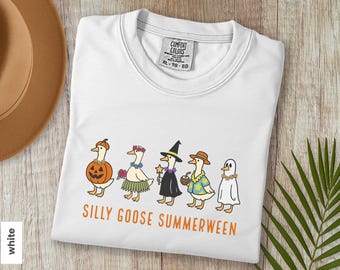 Silly Goose Summerween Shirt, Spooky Goose Halloween, Summer Vibes Halloween Tee, Summer Tiki Halloween Lover Gifts, Summer-ween Tshirt
