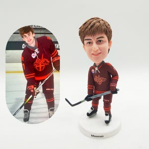Custom hockey bobbleheads, customized hockey player bobbleheads, unique gifts for hockey enthusiasts, Christmas gifts for hockey boyfriends