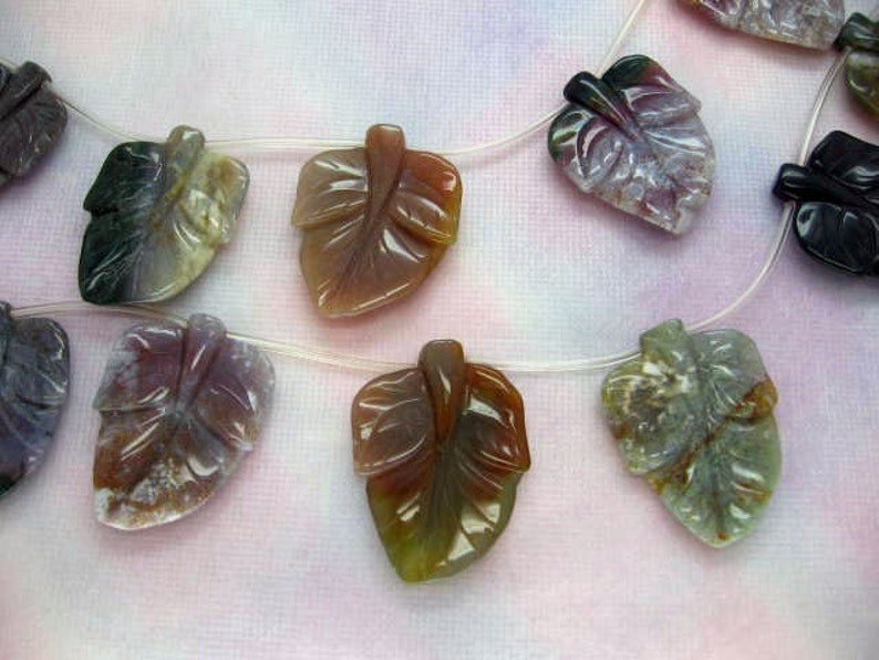 10 Pcs Large Fine Carved Leaf Indian Agate Gemstone Beads 16 Inch Strand image 4
