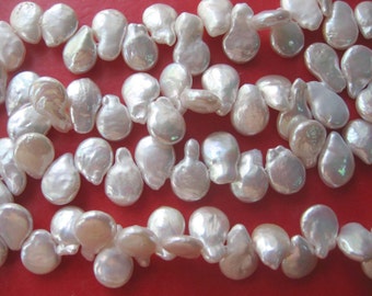 Charming Top Drilled White Flat Teardrop Freshwater Pearls Full Strand