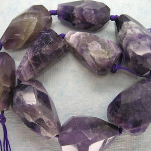 Chunky natürliche lila Amethyst Freiform facettierte Nuggets Perlen