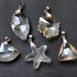 Swarovski-kristallhänge med borgfäste