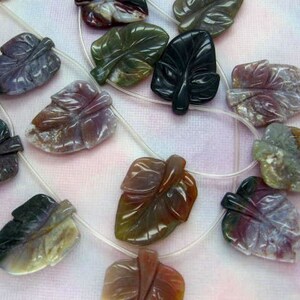 10 Pcs Large Fine Carved Leaf Indian Agate Gemstone Beads 16 Inch Strand image 3