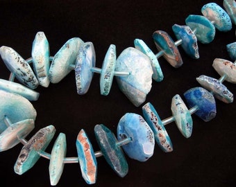 Beautiful Blue/Green Agate Wheel Faceted Graduated Beads