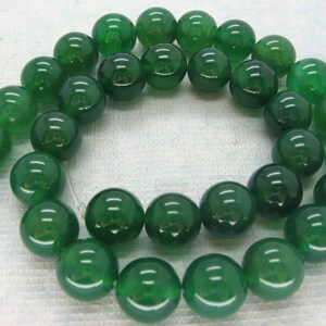 Full Strand Beautiful Green Agate Round Smooth Beads 12mm image 3