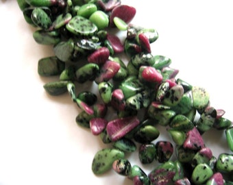 Beautiful 16 Inch Strand Ruby In Zoisite Top Drilled Smooth Nuggets