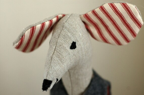 Items similar to Handmade Linen Mouse Toy on Etsy