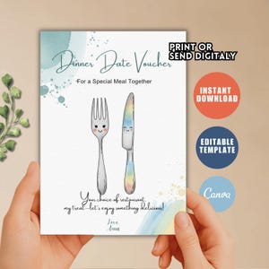 Peut inclure: Un bon pour un dîner romantique avec un design aquarelle. La carte présente une fourchette et un couteau avec des visages souriants, et le texte "Dinner Date Voucher" et "For a Special Meal Together".