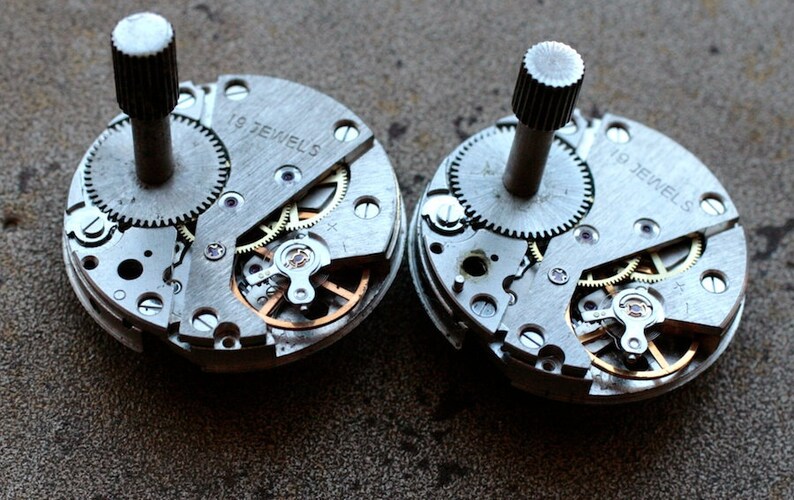 Vintage small alarm clock movements set of 2 D3 Etsy