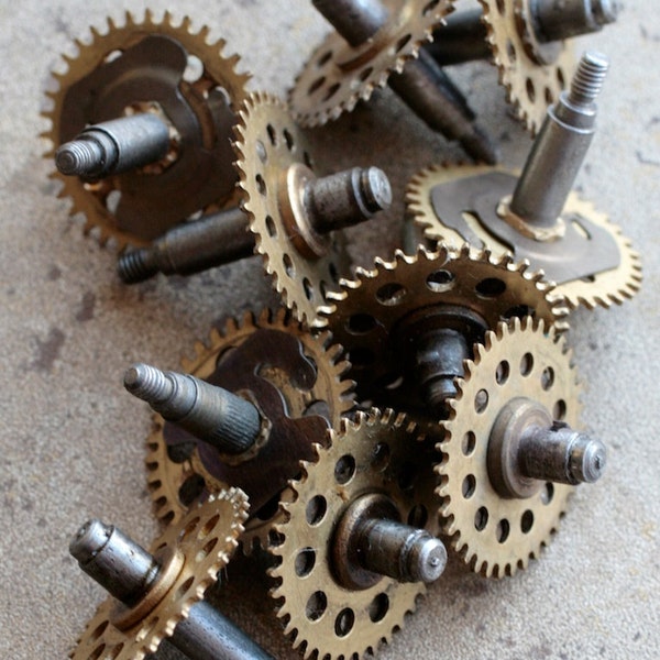 Vintage clock iron shaft with brass gears -- set of 10 -- D9