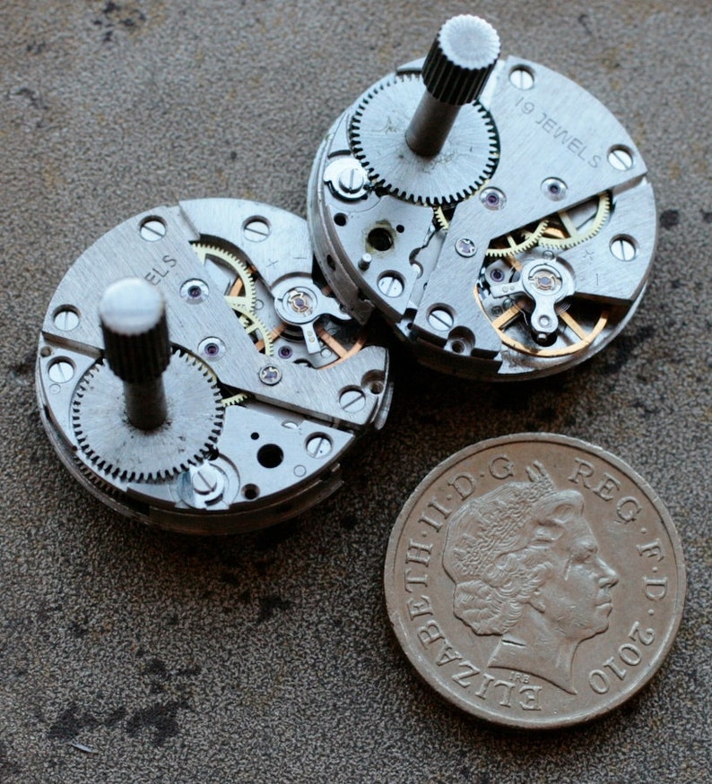 Vintage small alarm clock movements set of 2 D3 Etsy