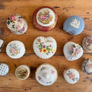 Wedgwood Trinket Box - Etsy