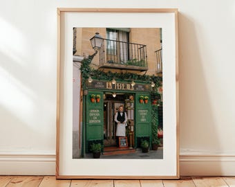 Utskrivbar väggkonst i Madrid, spansk arkitekturfotografi, reseaffisch i Europa, fototryck av rustik dörr, utskrivbar stadsväggkonst