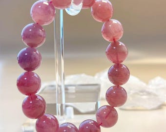 Natürliches Rosa Edelstein Armband - 11 mm / 12 mm / 13 mm runde Perlen, handgemachter Stretch Kristall Schmuck, Liebe & Heilstein Geschenk